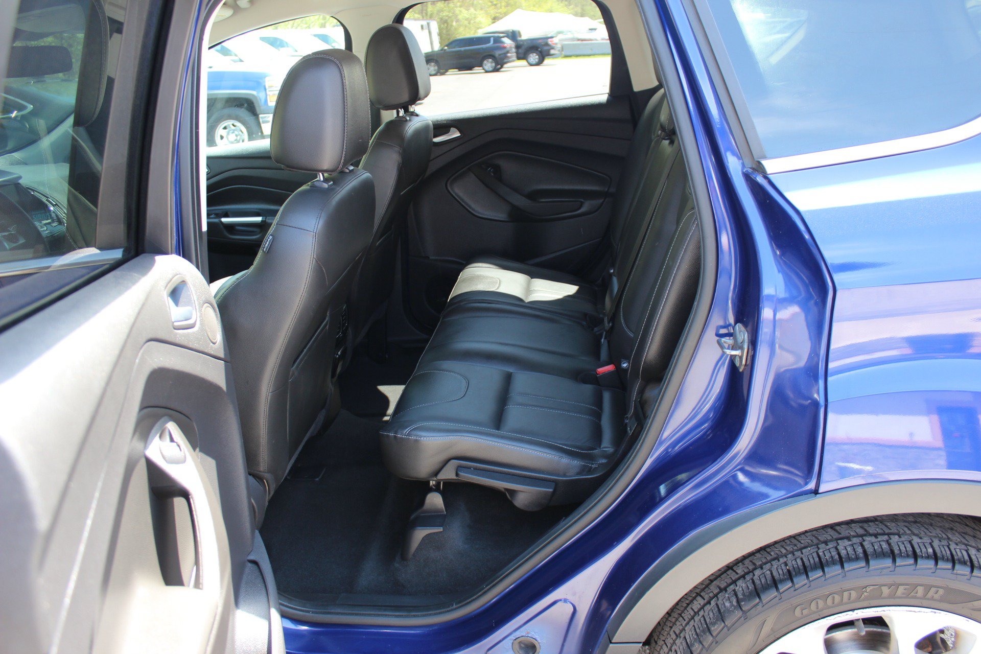 Used 2013 Ford Escape Titanium AWD/4WD image 30