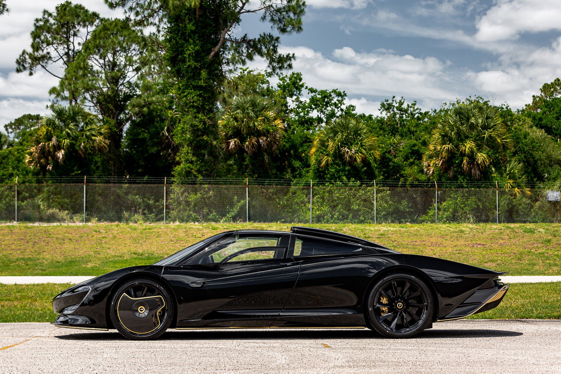 Used 2020 McLaren Speedtail image 26