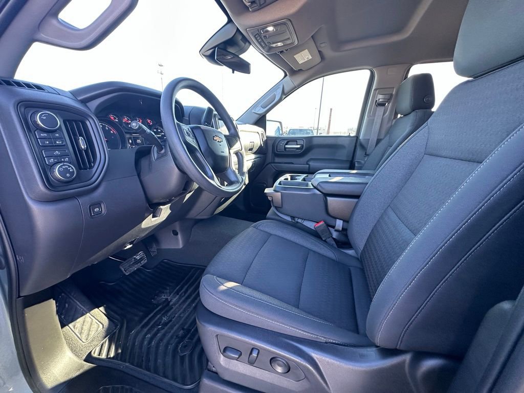 Used 2023 Chevrolet Silverado 1500 Custom image 11