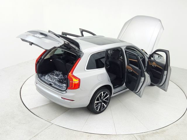 New 2025 Volvo XC90 B6 Plus w/ Protection Package Premier image 16