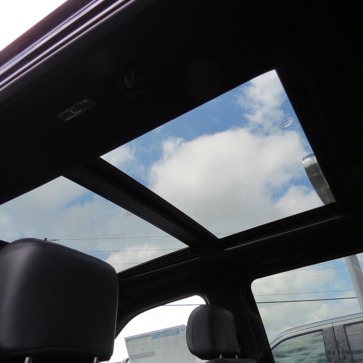 New 2025 Ford F250 Platinum image 18