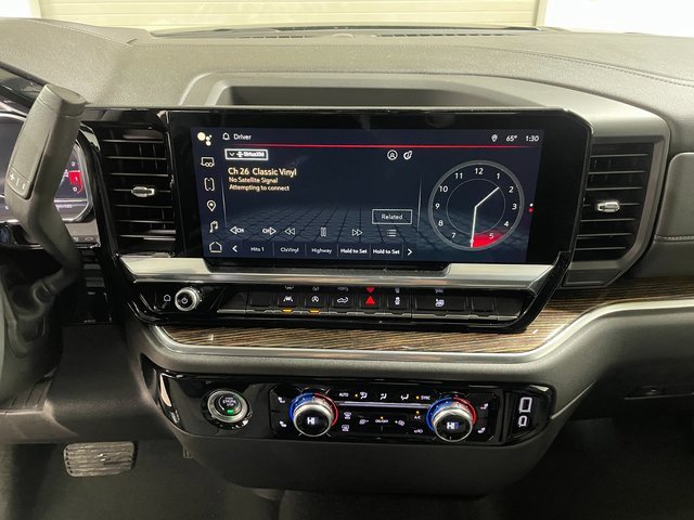 Used 2024 GMC Sierra 1500 SLE image 16