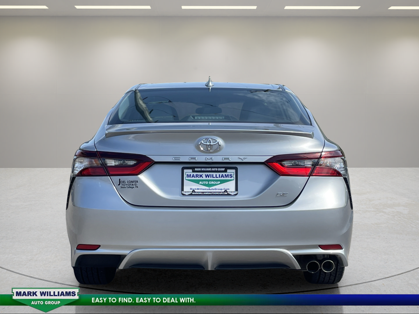 Used 2021 Toyota Camry SE FWD image 8