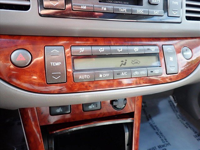 Used 2005 Toyota Camry XLE FWD image 16