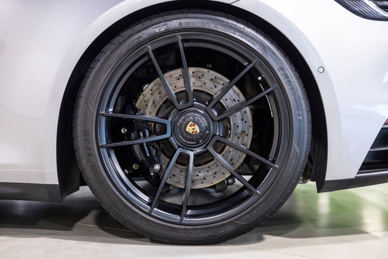 Used 2022 Porsche 911 Cabriolet image 16