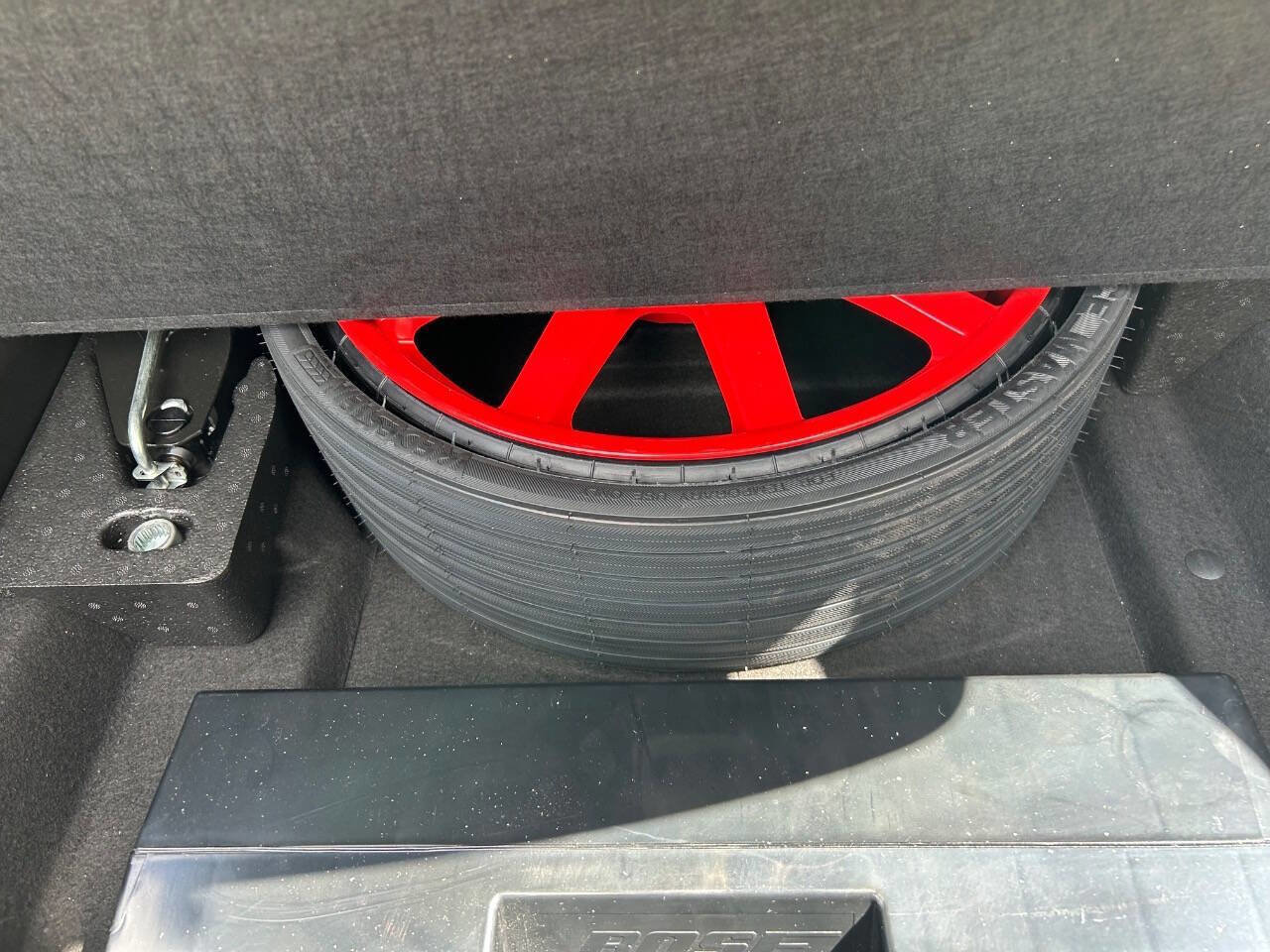 Used 2017 Porsche Macan Turbo image 33