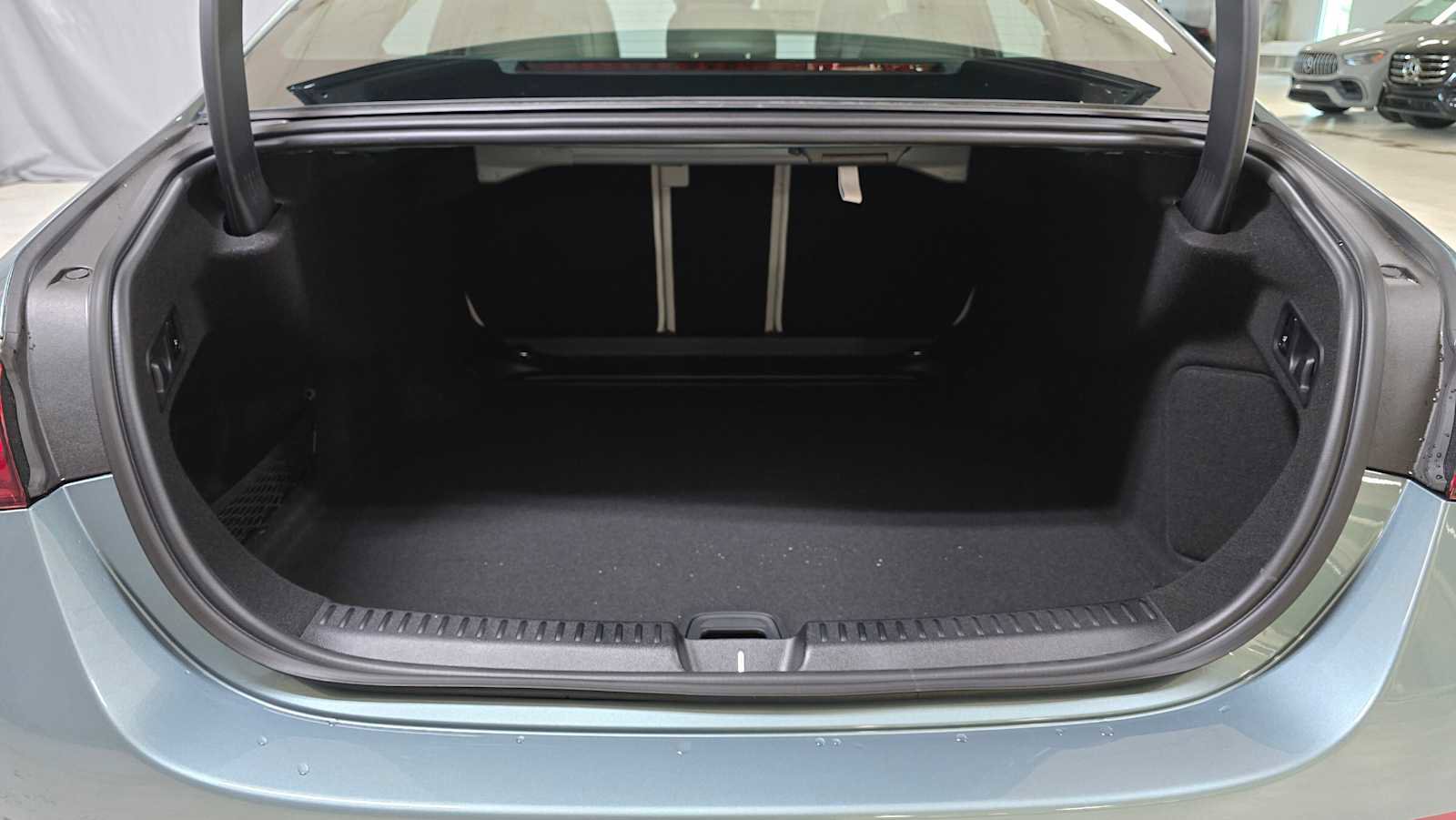 New 2026 Mercedes-Benz E 450 4MATIC Sedan image 18