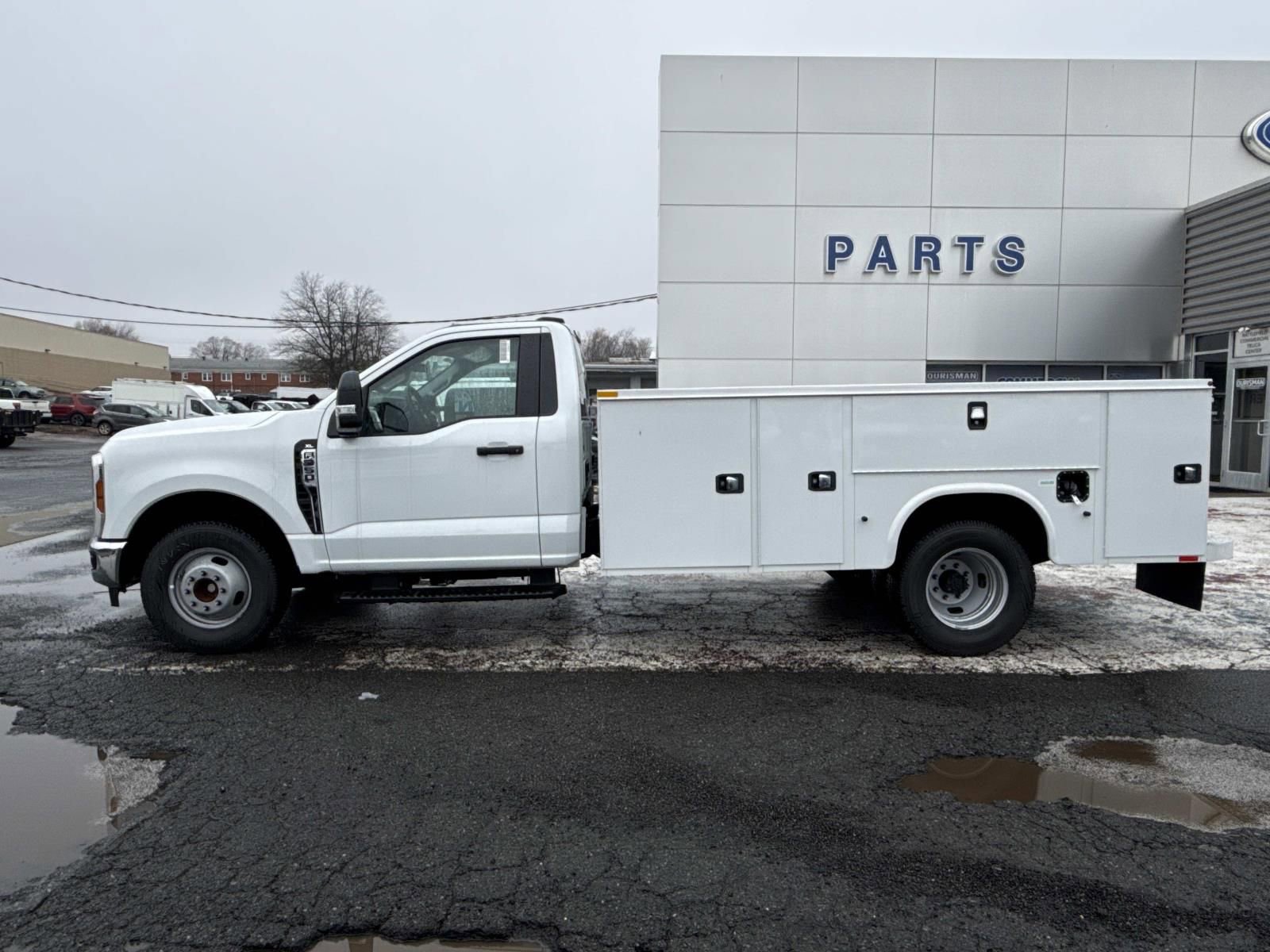 New 2025 Ford F350 XL w/ XL Chrome Package image 6