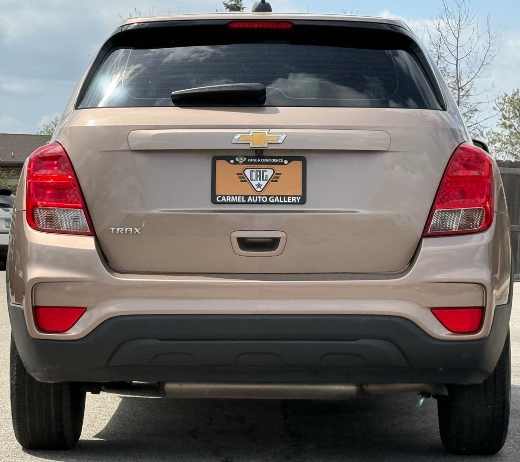 Used 2018 Chevrolet Trax LS FWD image 4