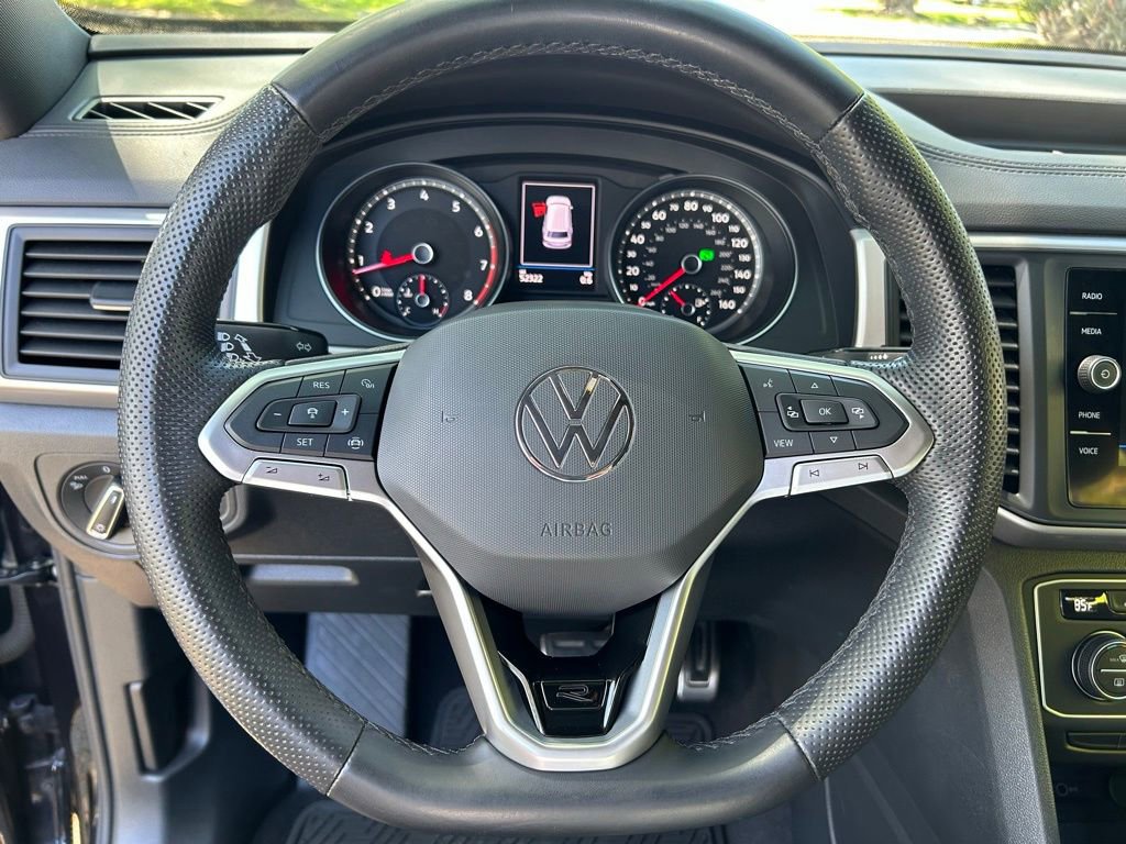 Used 2020 Volkswagen Atlas Cross Sport SE w/ Towing Package image 19