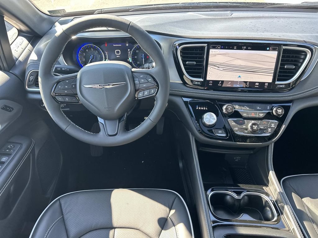 New 2026 Chrysler Pacifica Limited w/ S Appearance Package FWD image 21