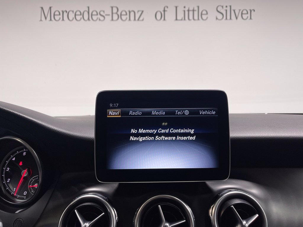 Certified 2020 Mercedes-Benz GLA 250 4MATIC image 33