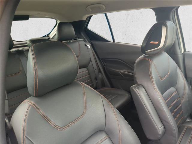 Used 2019 Nissan Kicks SR w/ SR Premium Package FWD image 17