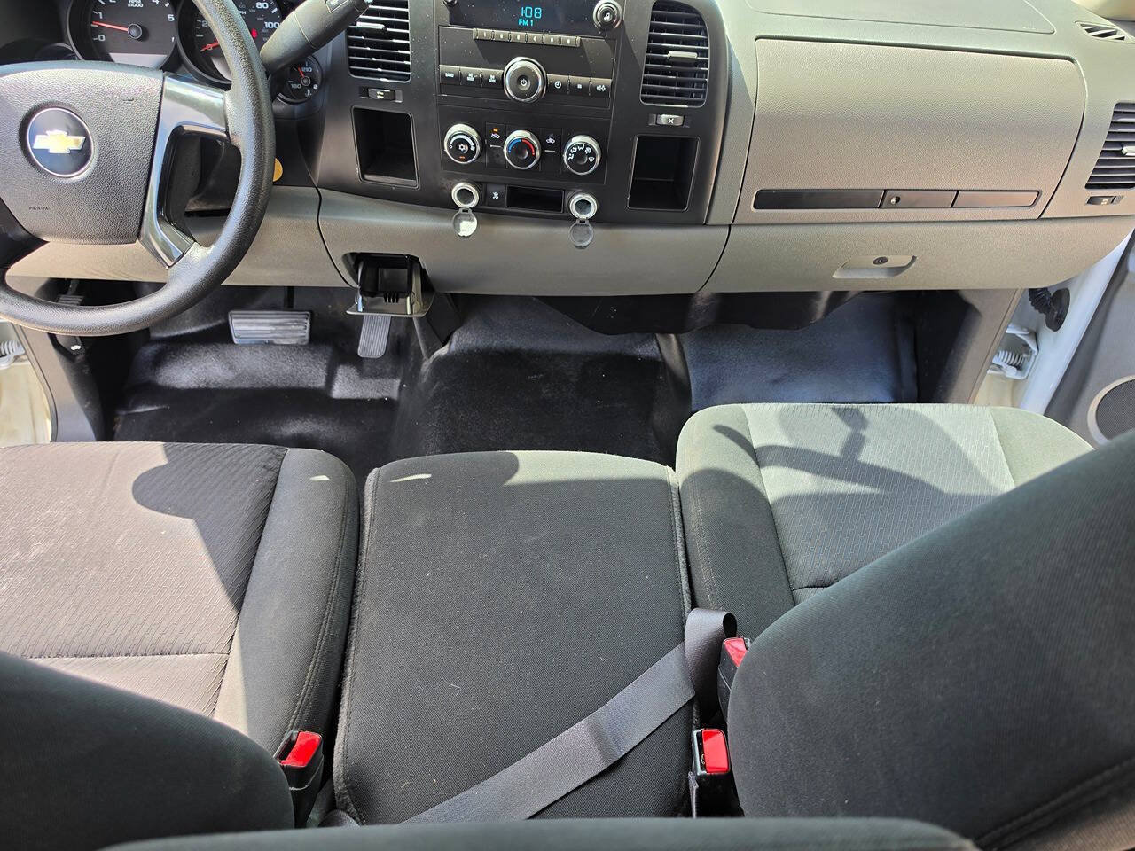 Used 2010 Chevrolet Silverado 1500 W/T RWD image 42