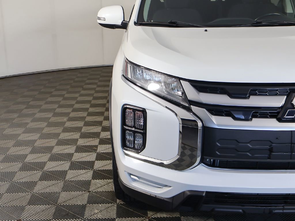 Used 2021 Mitsubishi Outlander Sport SE AWD/4WD image 11