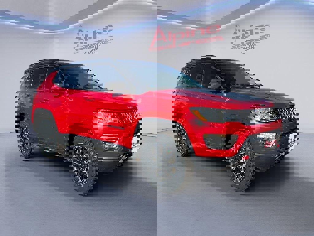 Used 2019 Jeep Compass Trailhawk w/ Cold Weather Group image 7