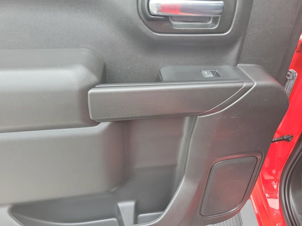 Used 2023 Chevrolet Silverado 1500 Custom image 34