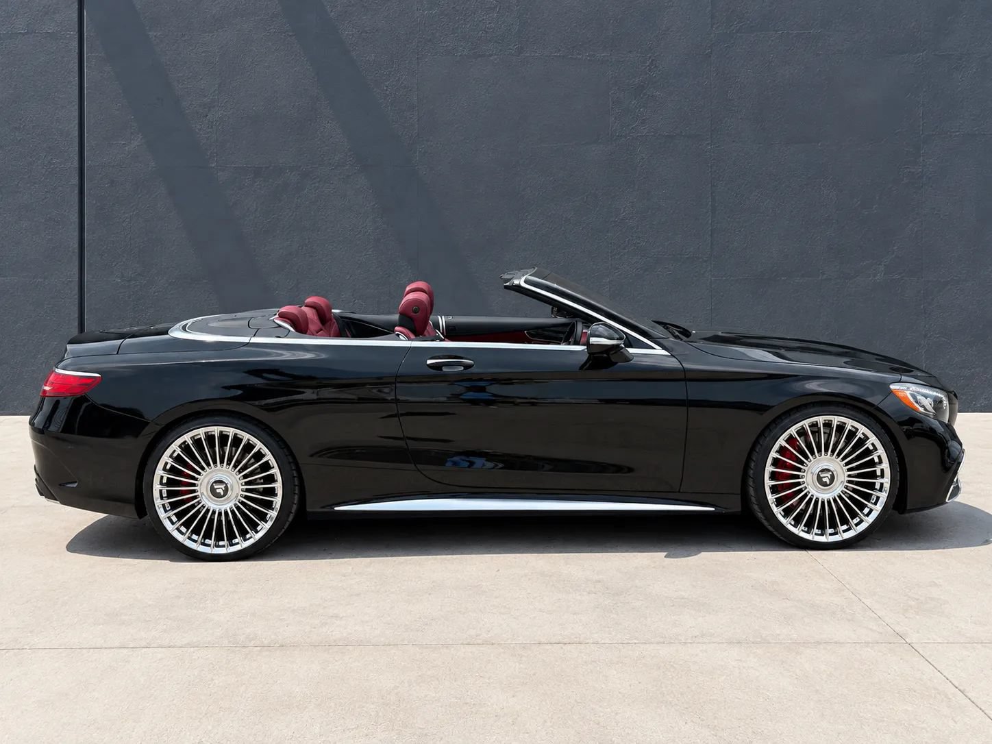 Used 2017 Mercedes-Benz S 63 AMG 4MATIC Cabriolet image 2