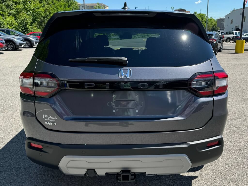 Used 2025 Honda Pilot EX-L image 6