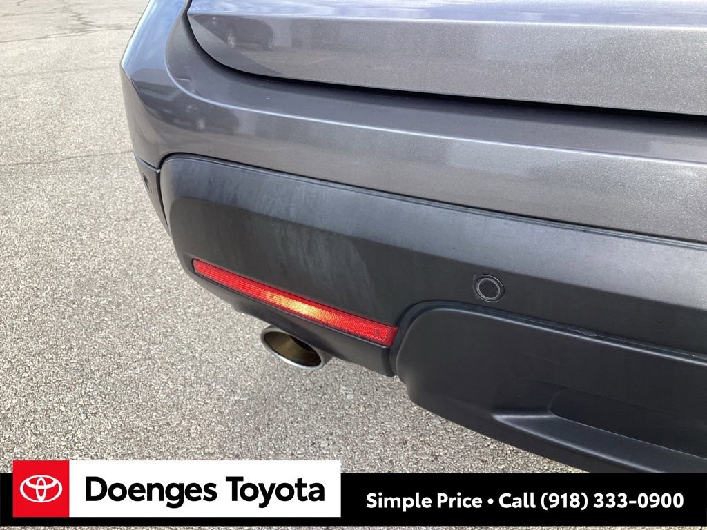 Used 2013 Ford Explorer XLT image 26