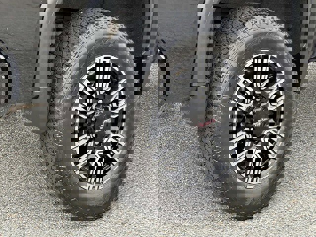 Used 2021 GMC Sierra 2500 AT4 w/ Gooseneck/5TH Wheel Package image 6