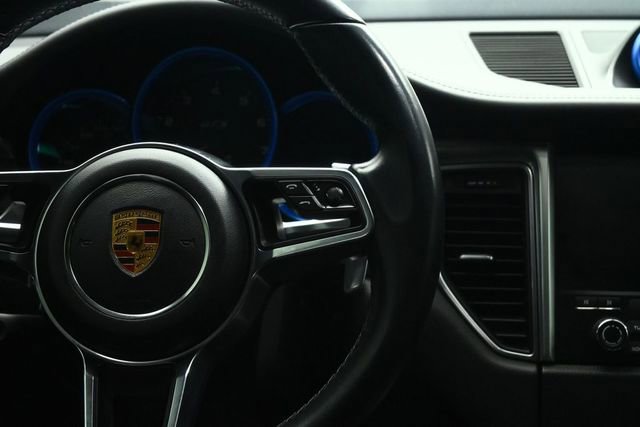 Used 2018 Porsche Macan GTS AWD/4WD image 43