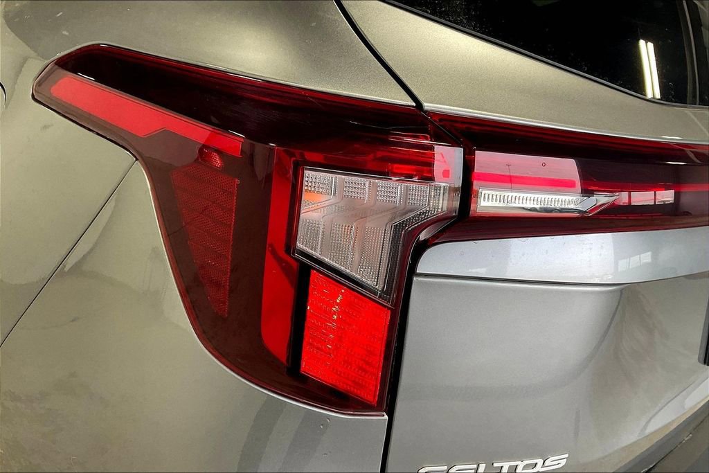 New 2026 Kia Seltos LX image 30