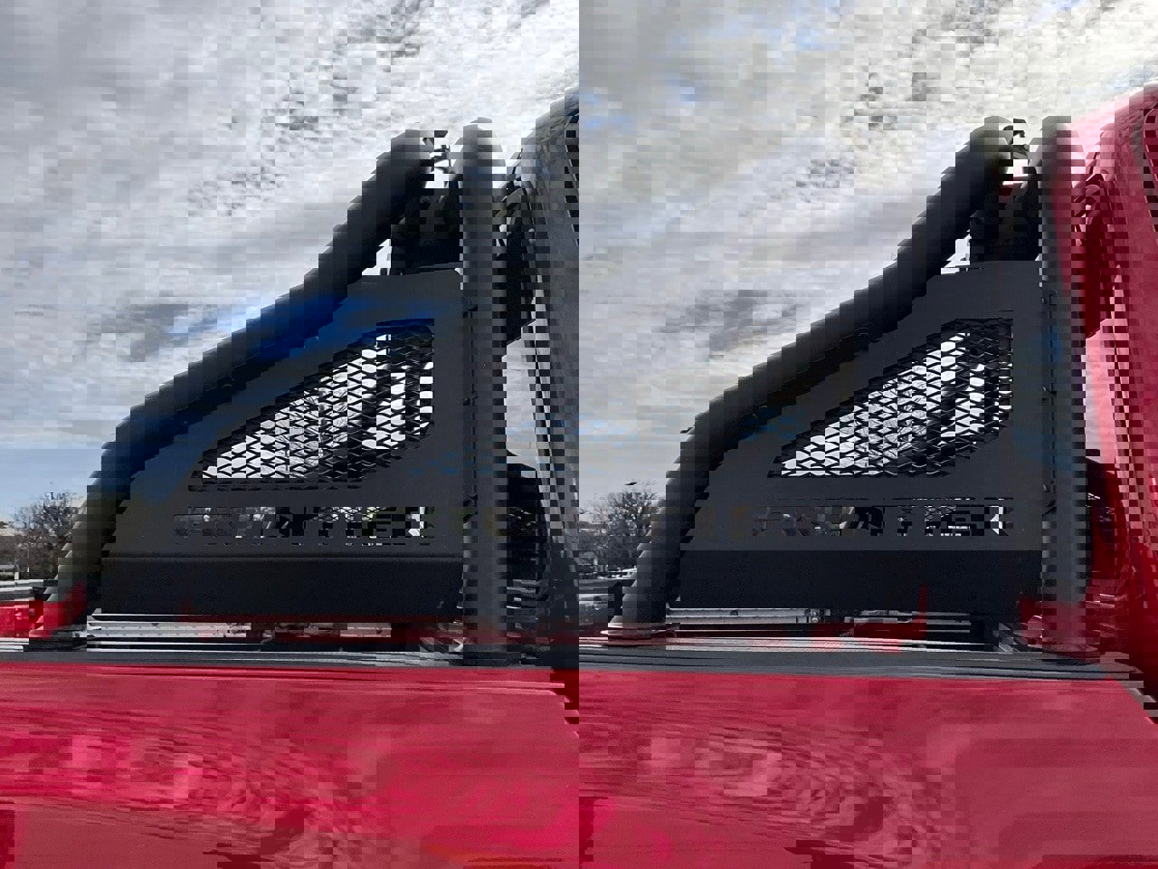 Used 2022 Nissan Frontier SV image 10