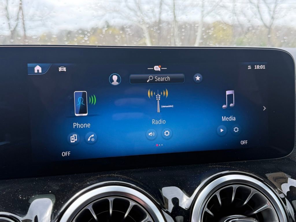 New 2026 Mercedes-Benz GLA 35 AMG 4MATIC image 37