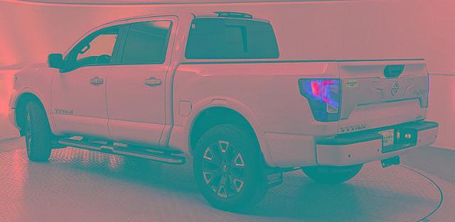 Used 2021 Nissan Titan Platinum Reserve w/ Moonroof Package image 4