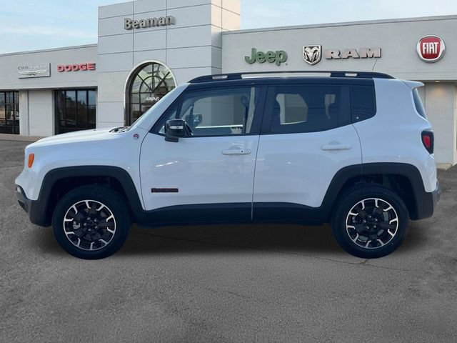 Used 2023 Jeep Renegade Trailhawk AWD/4WD image 4