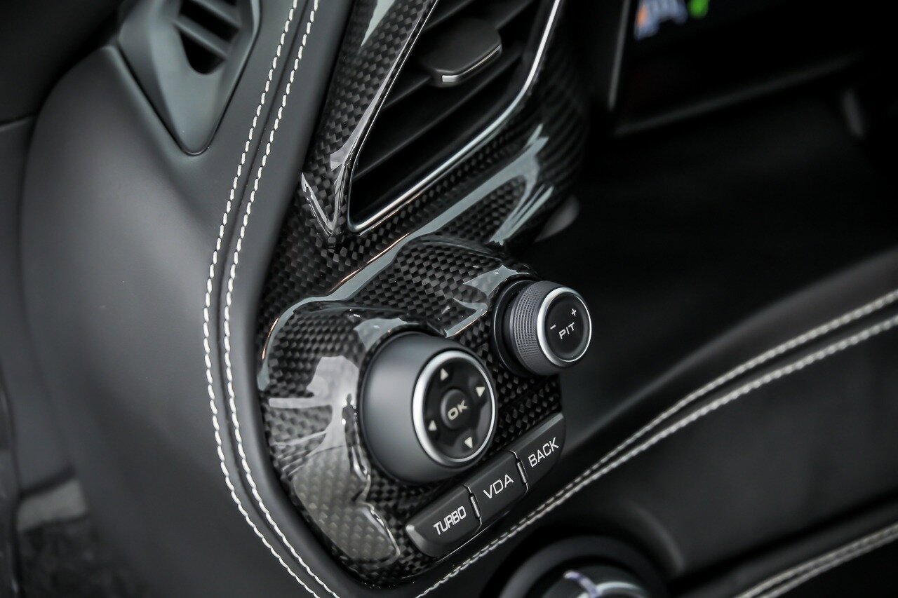 Used 2016 Ferrari 488 Spider RWD image 33