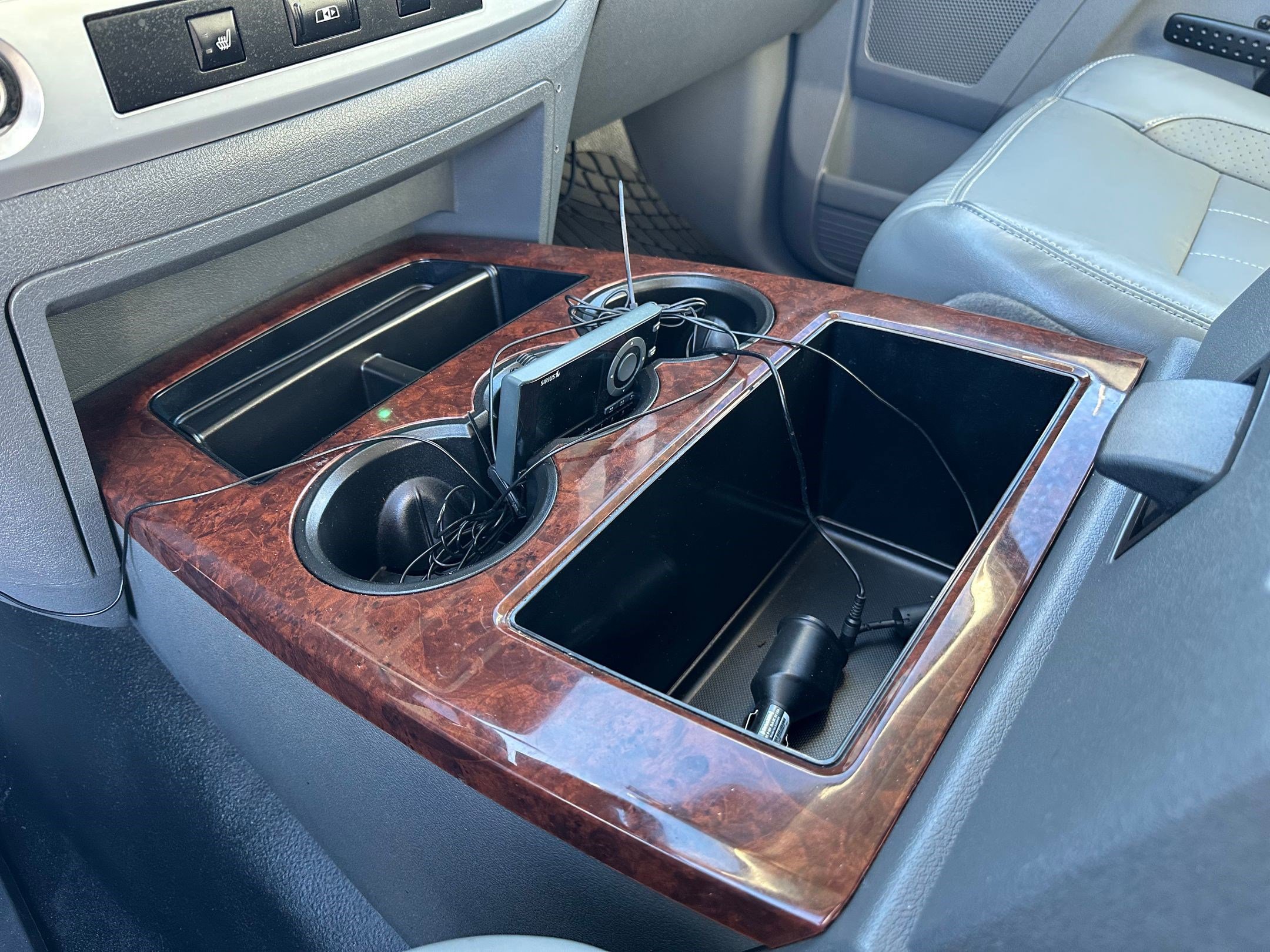 Used 2008 Dodge Ram 3500 Truck Laramie w/ Trailer Tow Group image 25