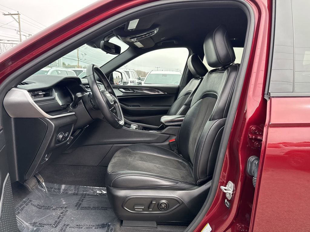 Certified 2021 Jeep Grand Cherokee L Laredo image 17