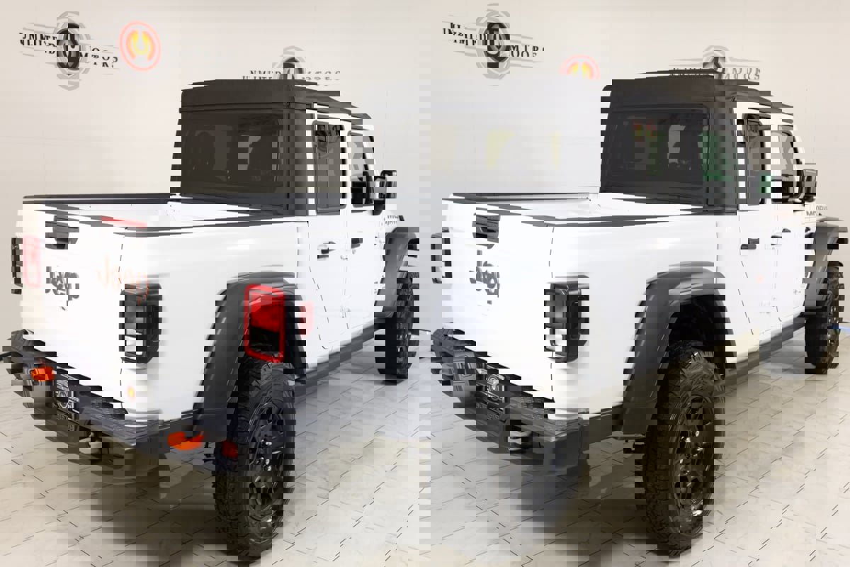 Used 2021 Jeep Gladiator Mojave image 3