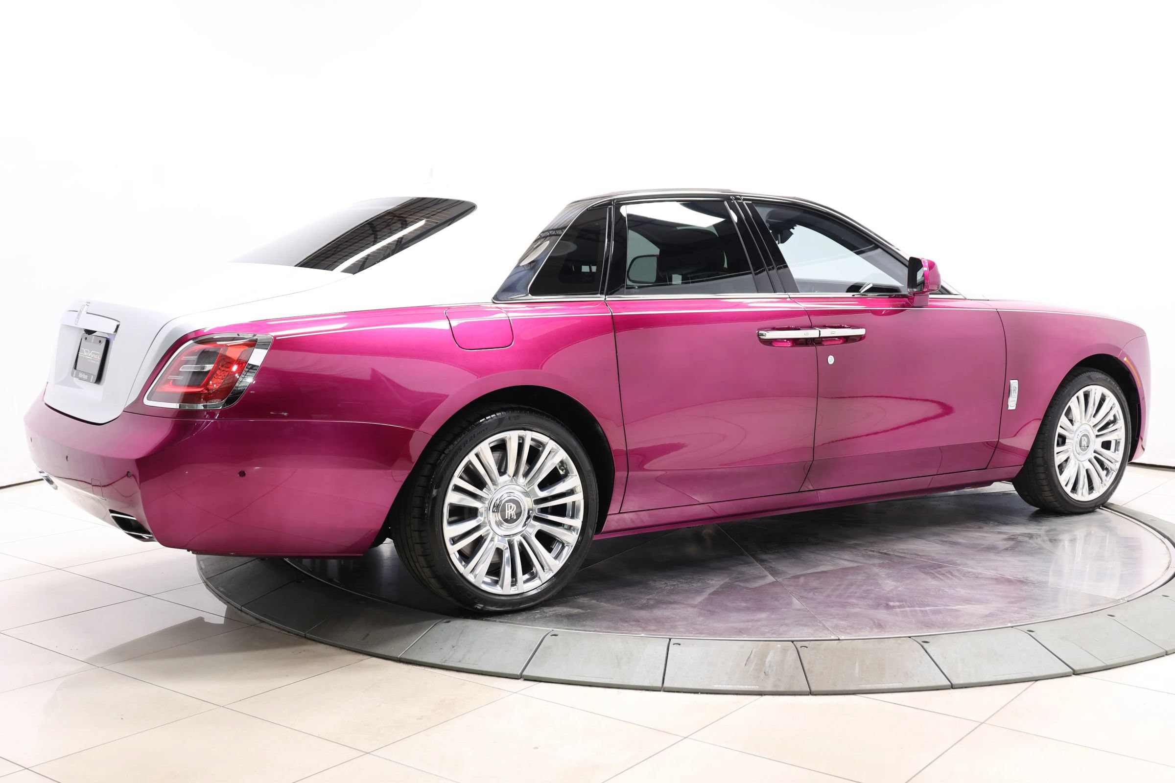 Used 2021 Rolls-Royce Ghost AWD/4WD image 4