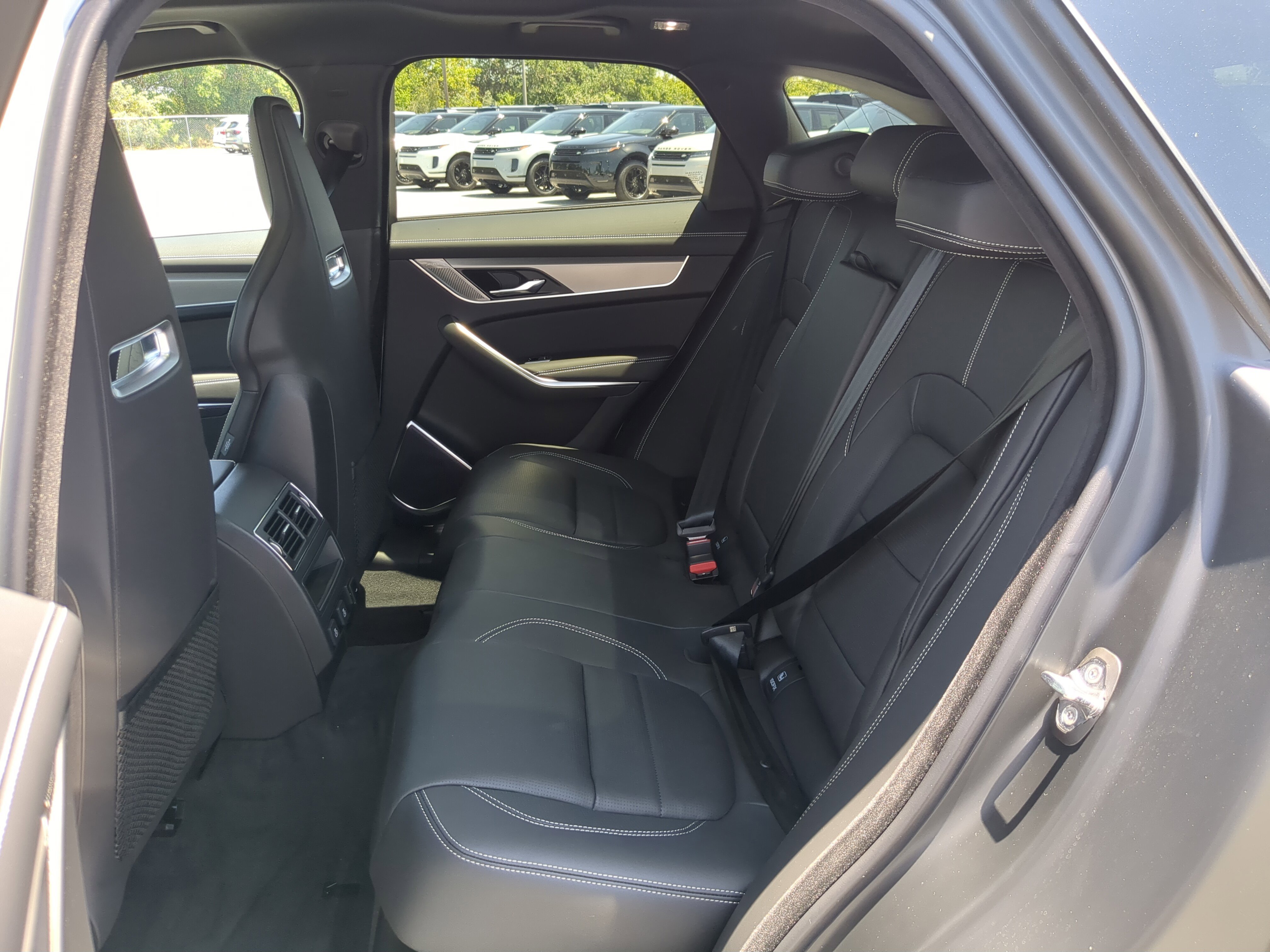 New 2026 Jaguar F-PACE R-Dynamic S image 14