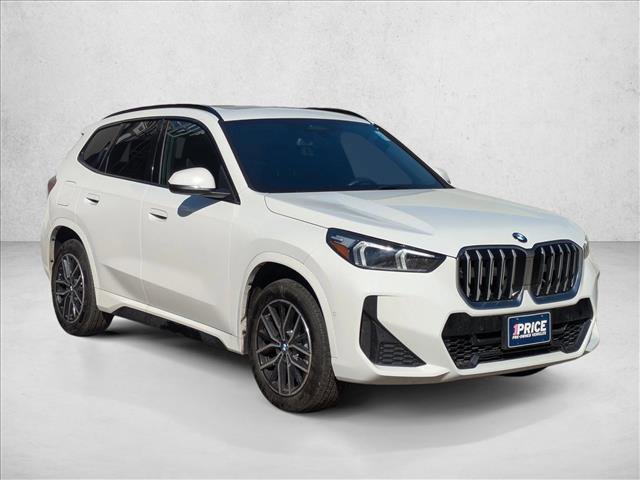 Used 2025 BMW X1 xDrive28i image 3