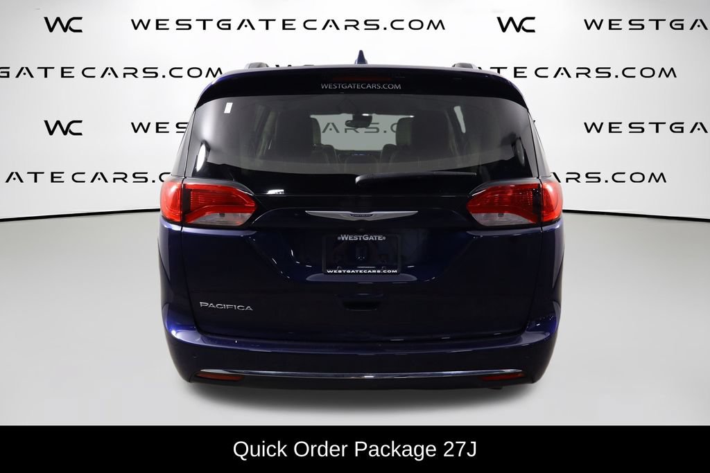 Used 2019 Chrysler Pacifica Touring-L Plus w/ Advanced Safetytec Group FWD image 4