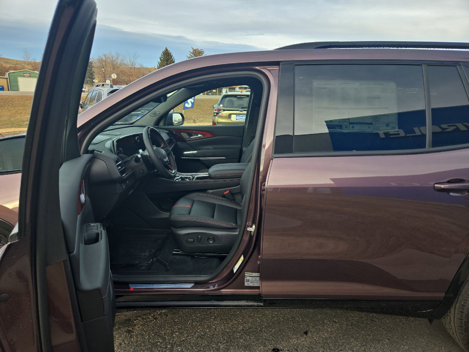 New 2026 Chevrolet Traverse RS w/ LPO, Floor Liner Package image 9