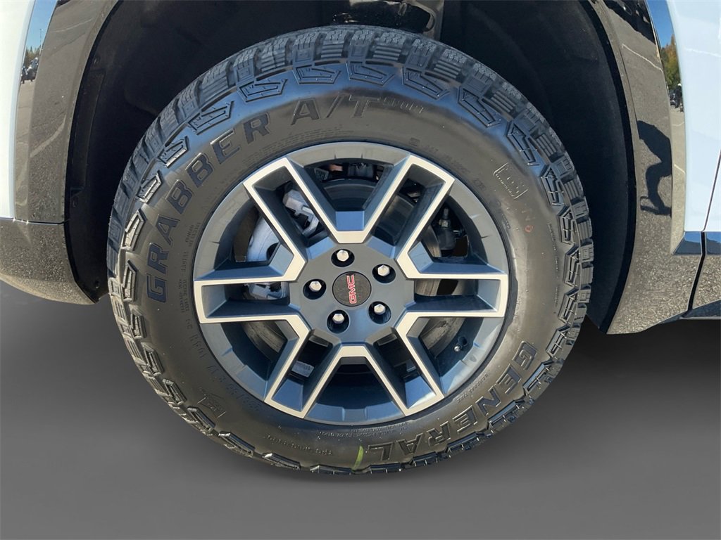 New 2026 GMC Terrain AT4 w/ Convenience Package III image 14