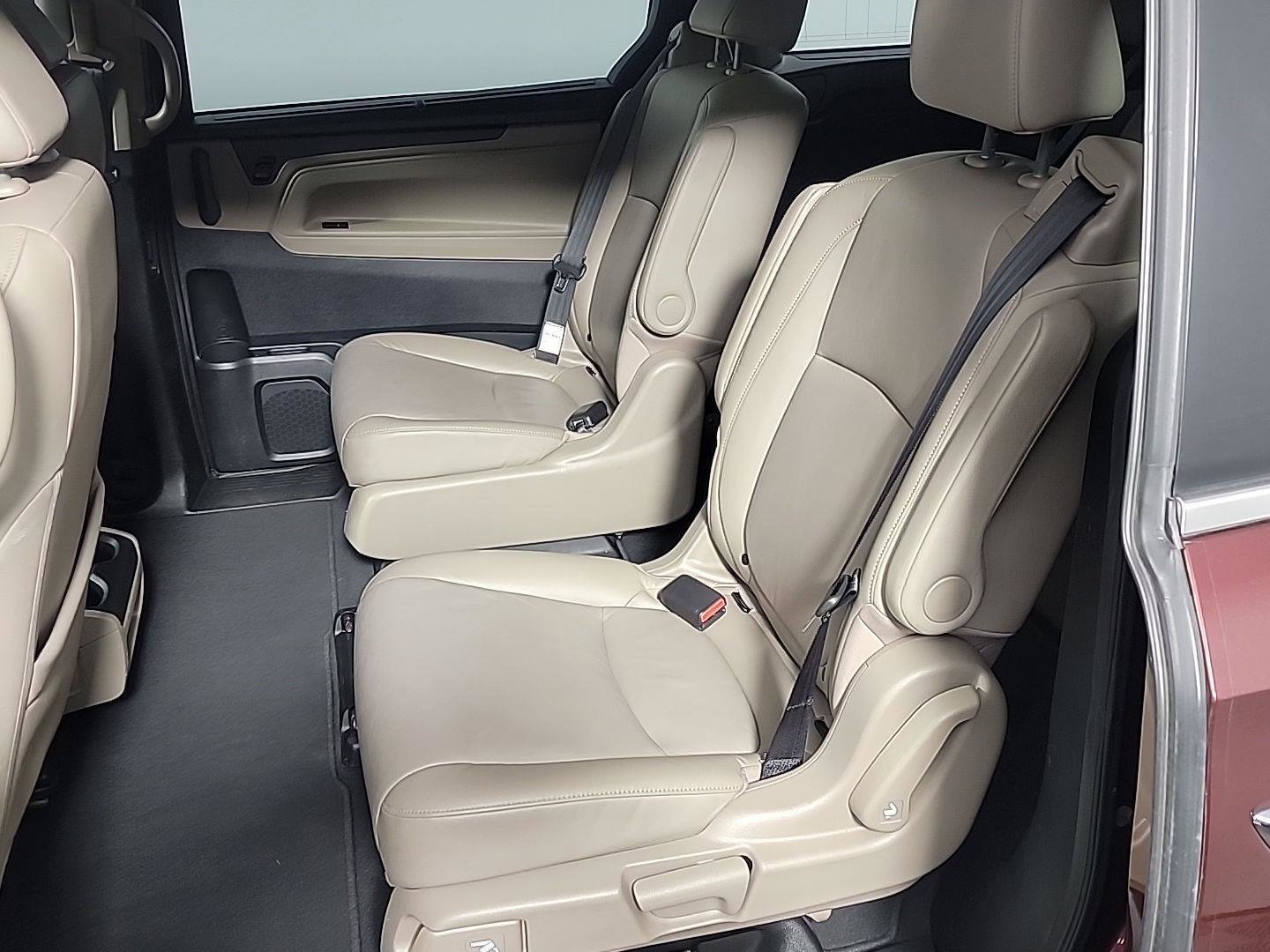 Certified 2018 Honda Odyssey EX-L image 15