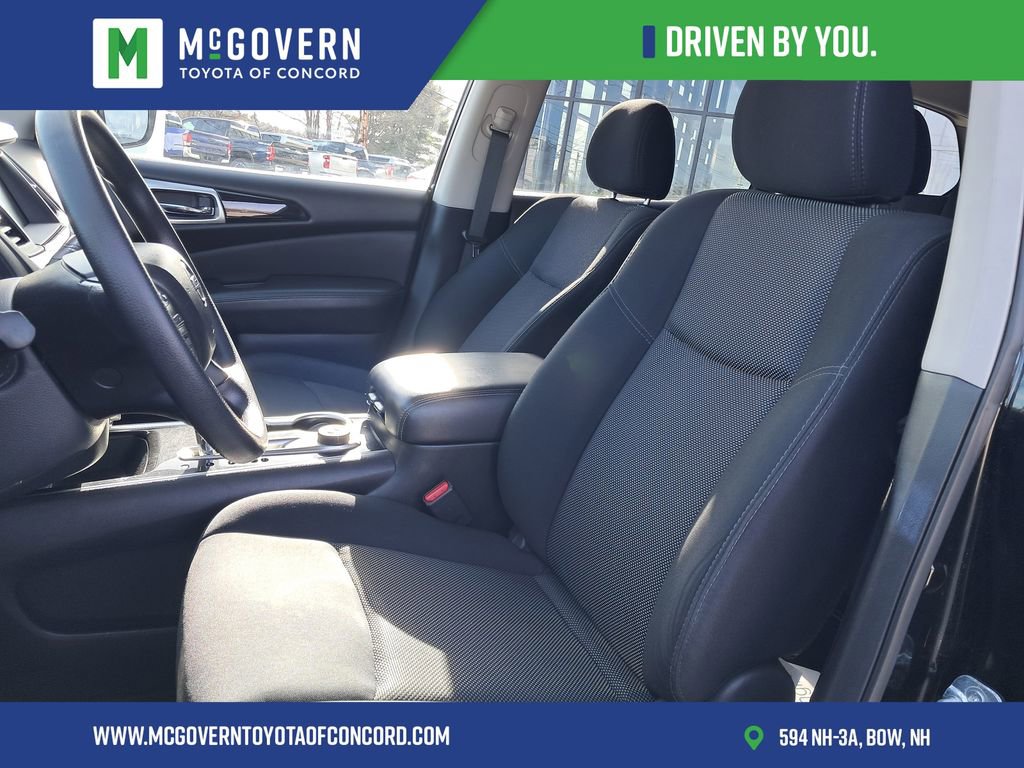 Used 2019 Nissan Pathfinder S image 12