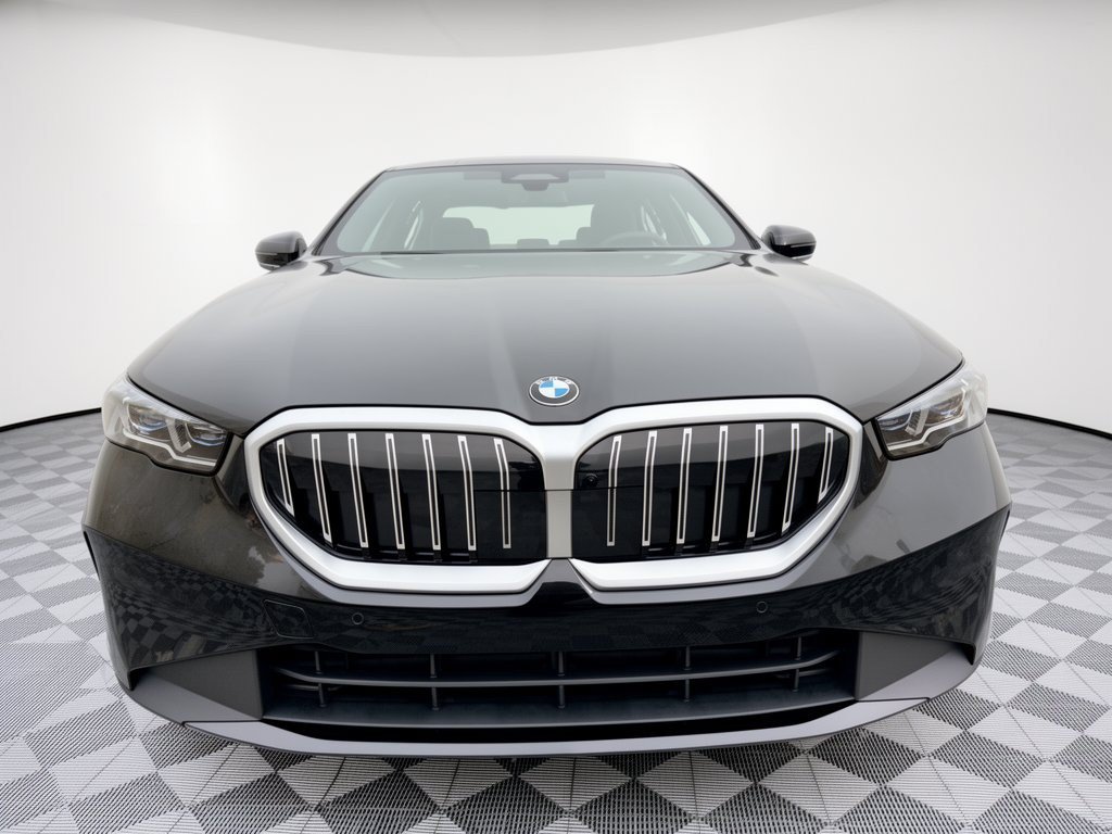 New 2027 BMW 530i RWD image 6