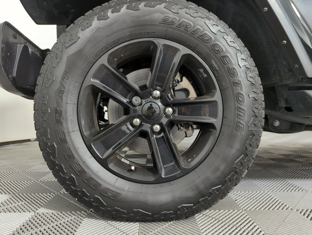 Used 2023 Jeep Wrangler Altitude image 21