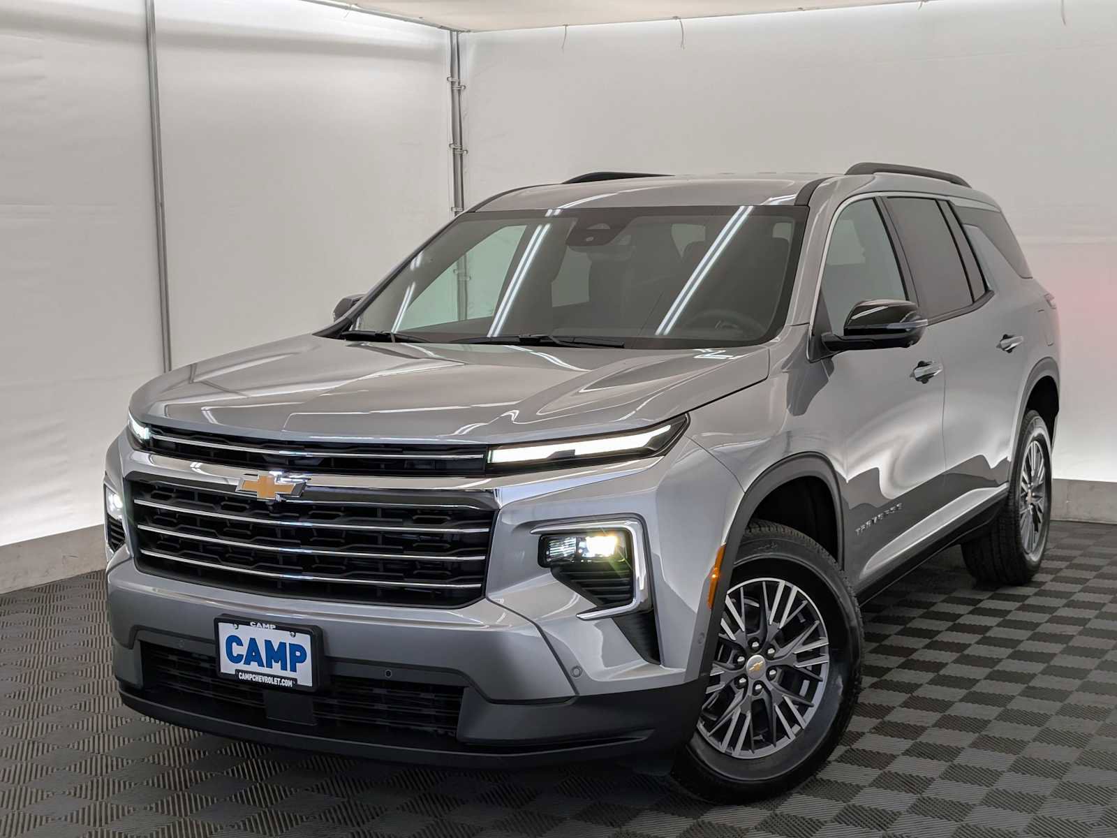 New 2026 Chevrolet Traverse LT w/ Enhanced Driving Package image 1