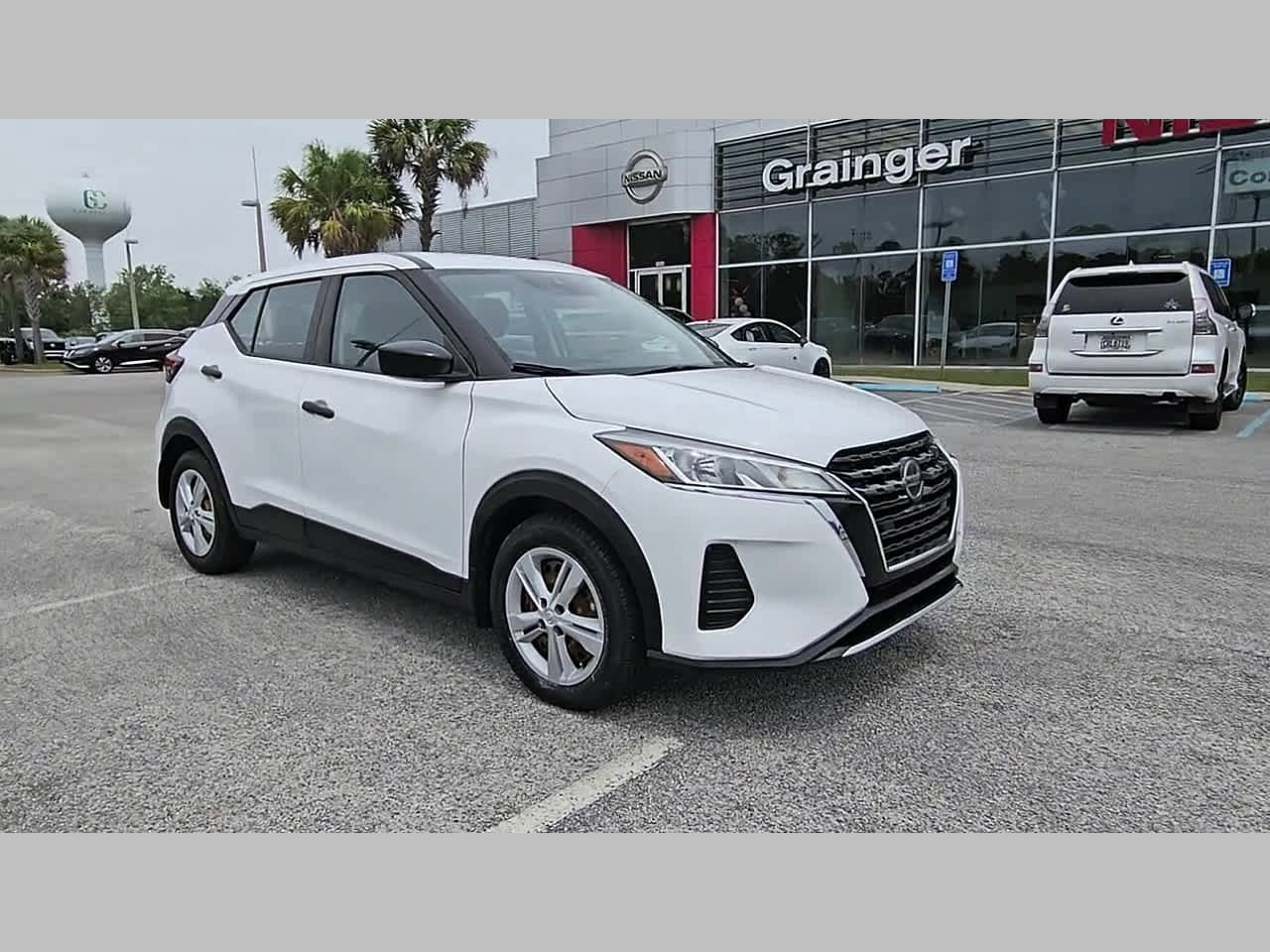 Used 2021 Nissan Kicks S FWD image 18