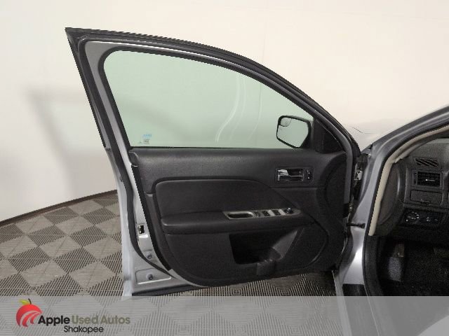 Used 2012 Ford Fusion SEL FWD image 13