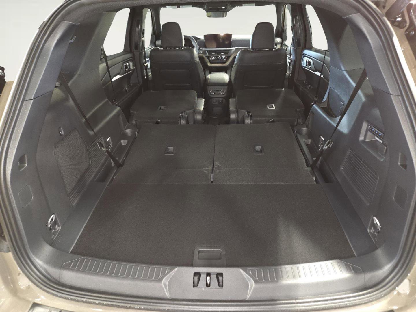 New 2026 Ford Explorer Tremor w/ Tremor Ultimate Package AWD/4WD image 41