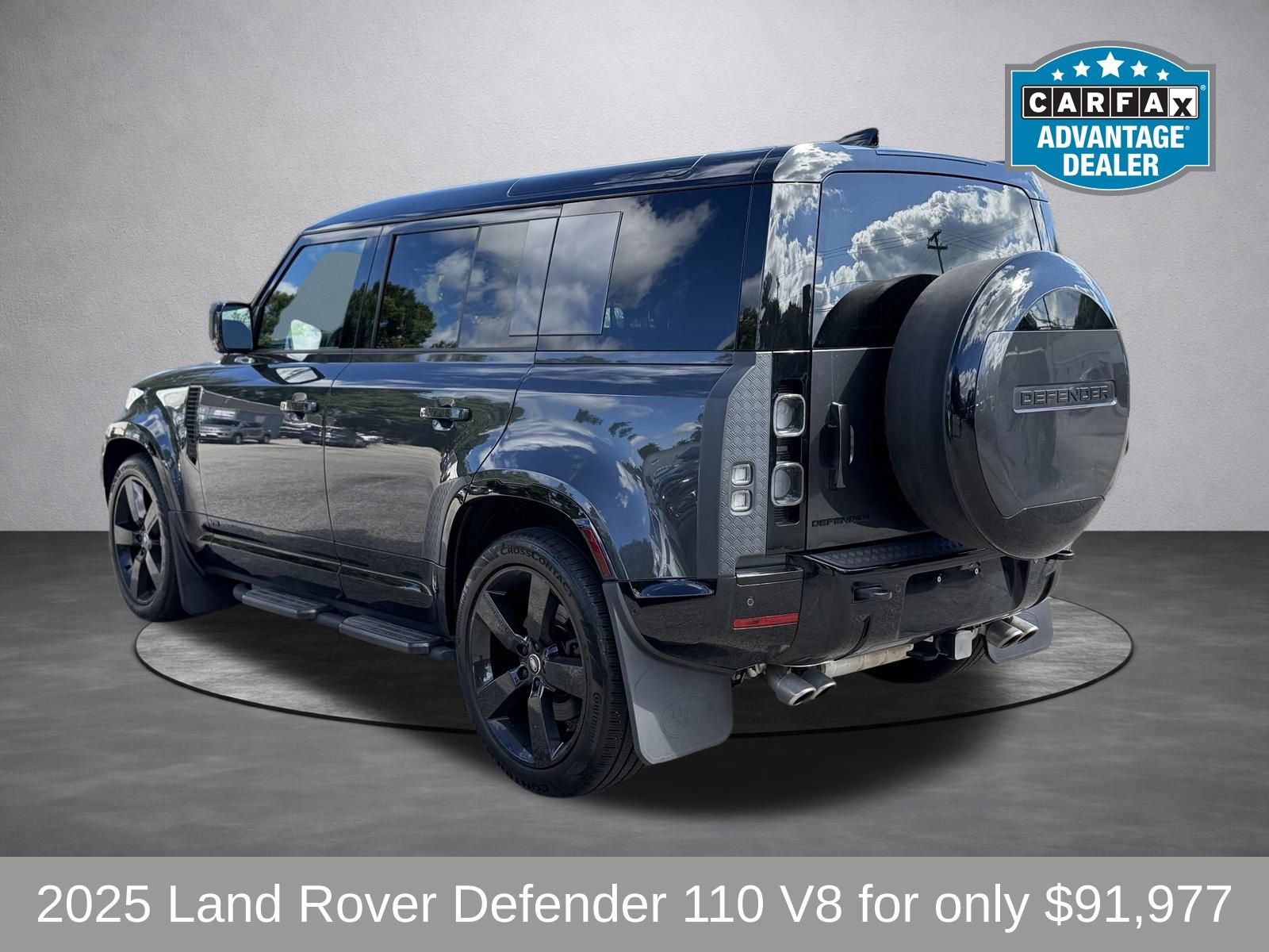 Used 2025 Land Rover Defender 110 V8 AWD/4WD image 7